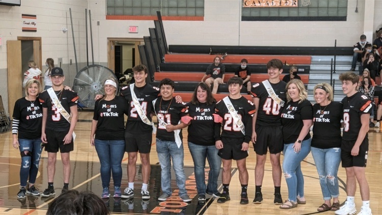 senior moms